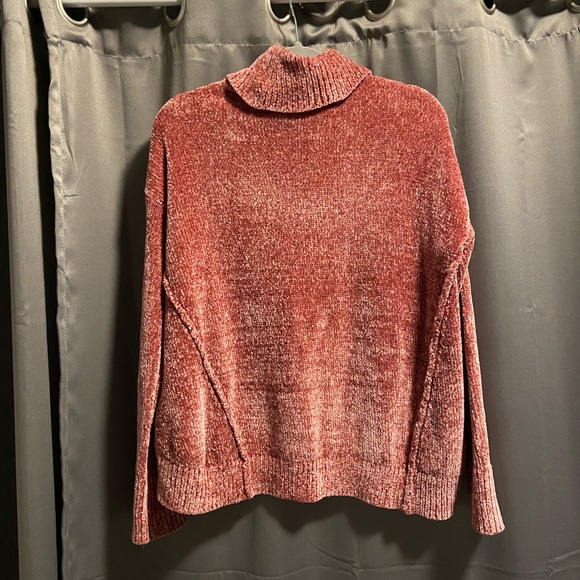 Romeo and Juliet Couture Sweater - Picture 2 of 3